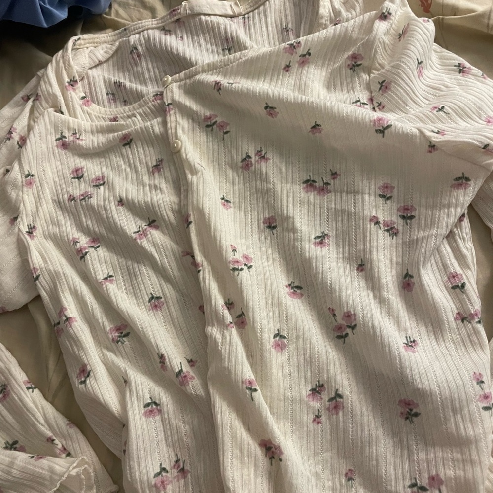 Primark White Floral Ribbed Top